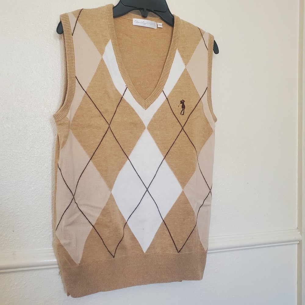 Daily Sports Women's Argyle V-Neck Sweater Vest Tan Beige White Medium Golf